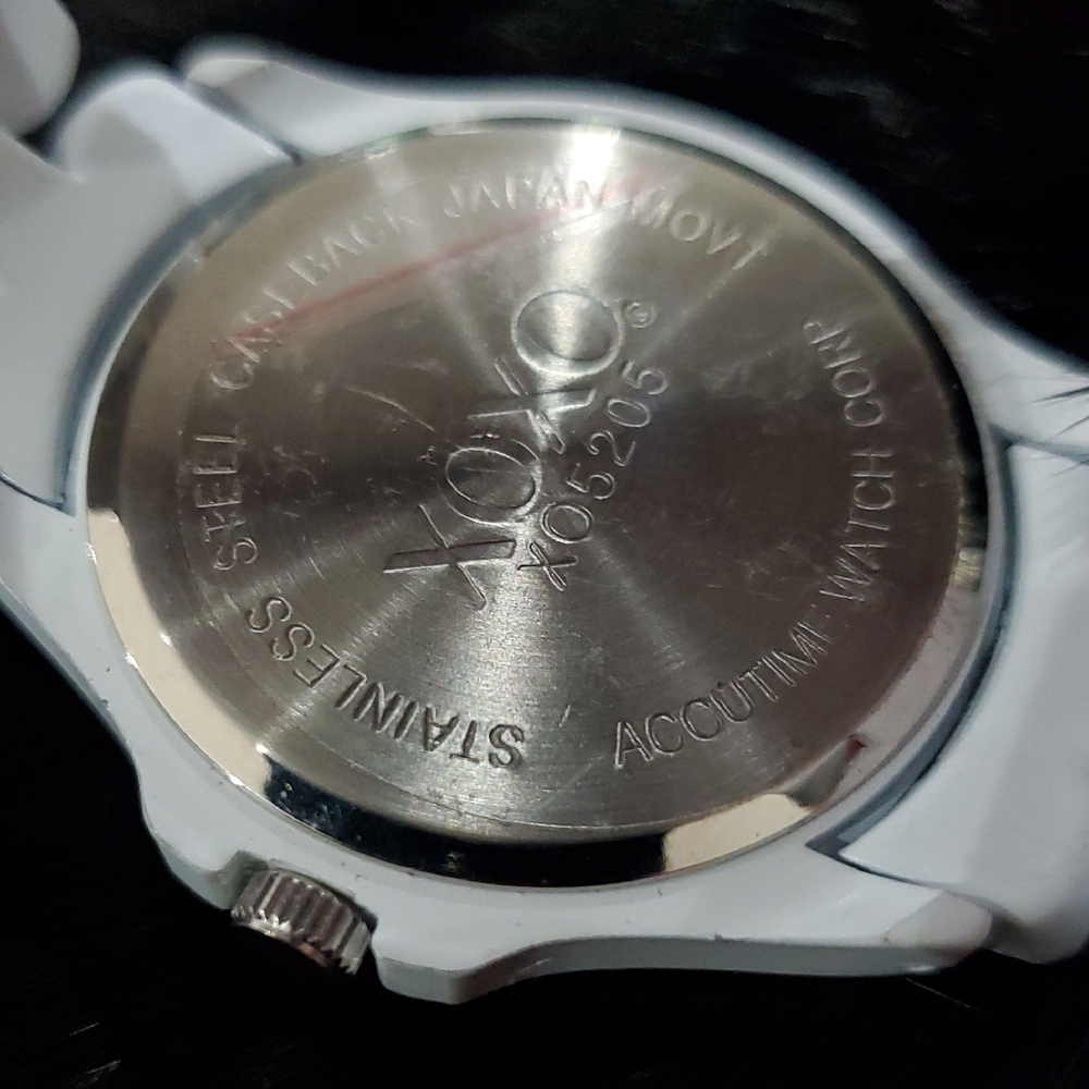 XOXO Women's Silver and White Crystal Watch - Picture 8 of 8